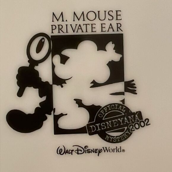 Disney Mickey Seeks a Clue Collectors Plate Official Disneyana Mystery 2002 NiB - Picture 5 of 8